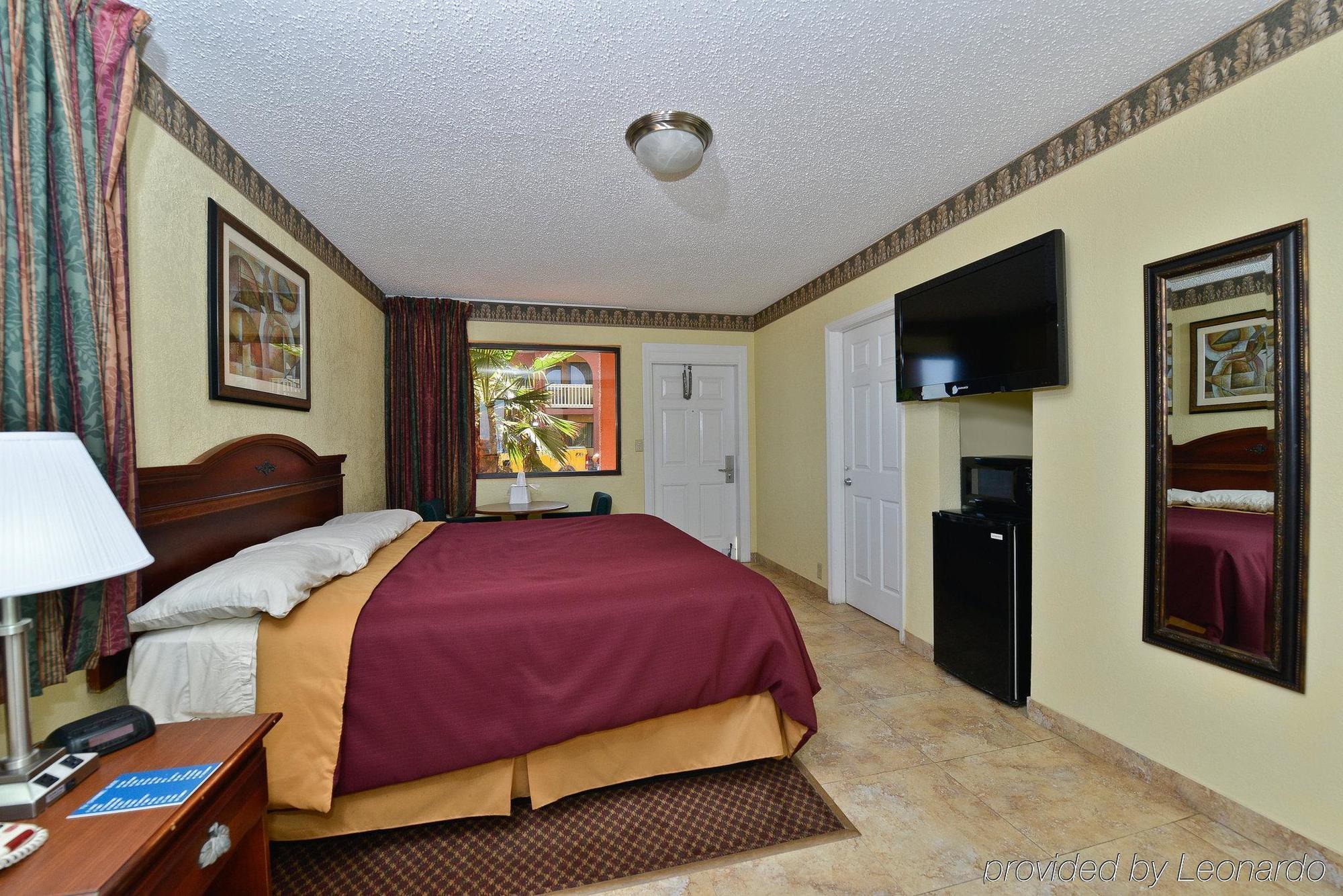 La Bella Oceanfront Inn - Daytona Дейтона Бийч Екстериор снимка